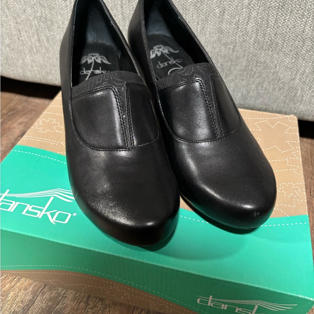 Dansko Women's Classic Black Loafers